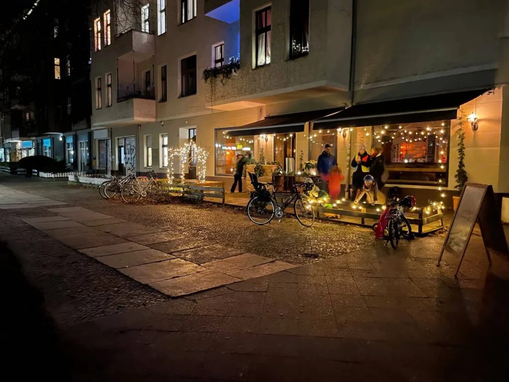 Freya Fuchs Bar outdoors