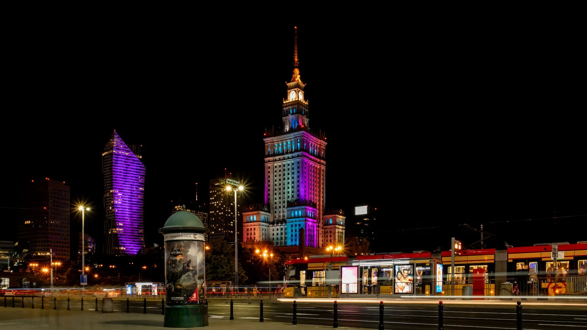 The Best Party Hostels in Warsaw